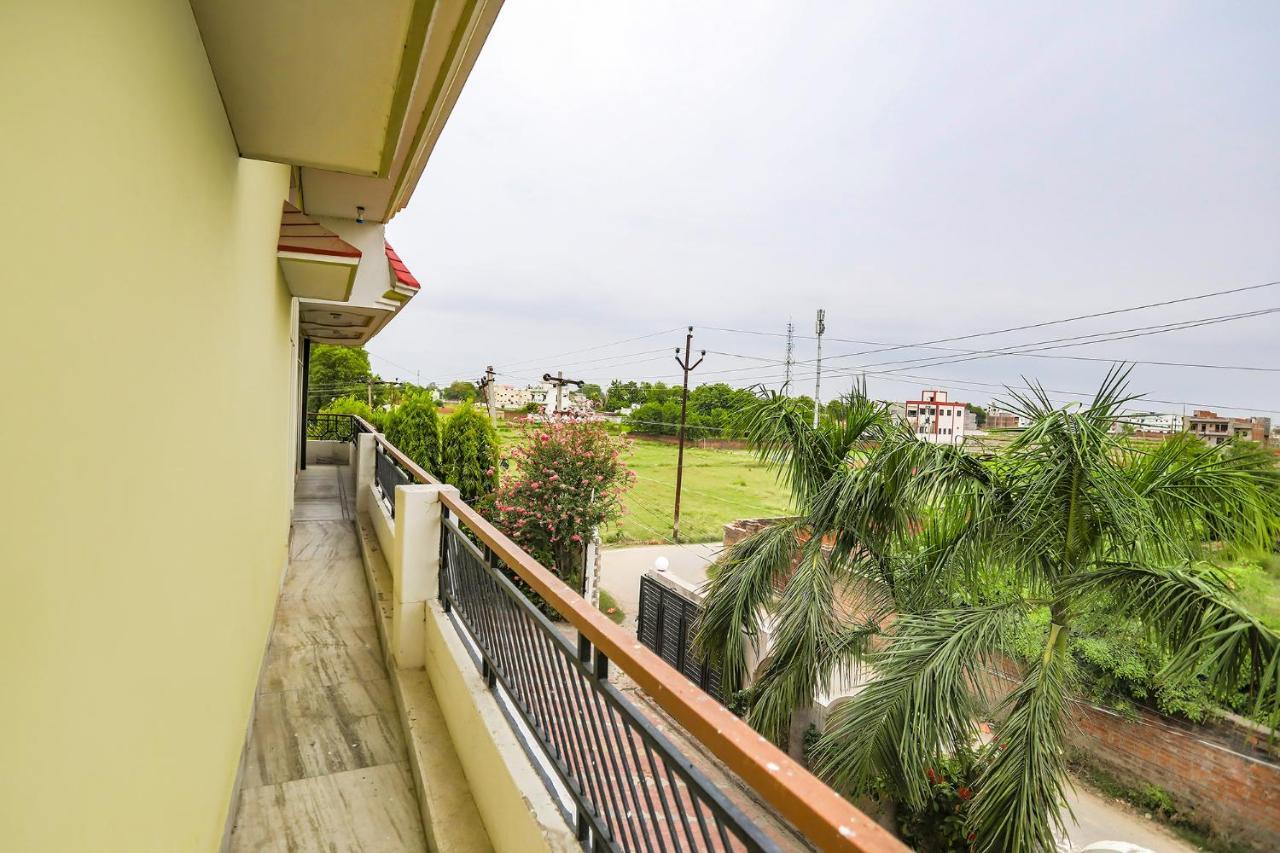 Fabhotel Kriti Green Váránasí Exteriér fotografie