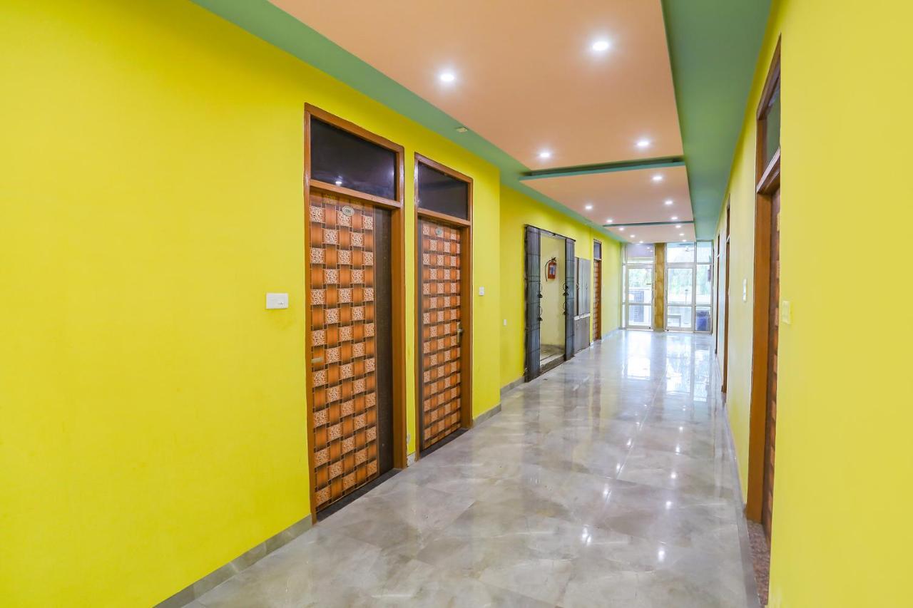 Fabhotel Kriti Green Váránasí Exteriér fotografie